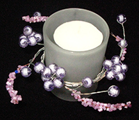 TLV104   HYGR6602purple   Подсвечник со свечой  Ягодки  с бусинками, фиолетовый